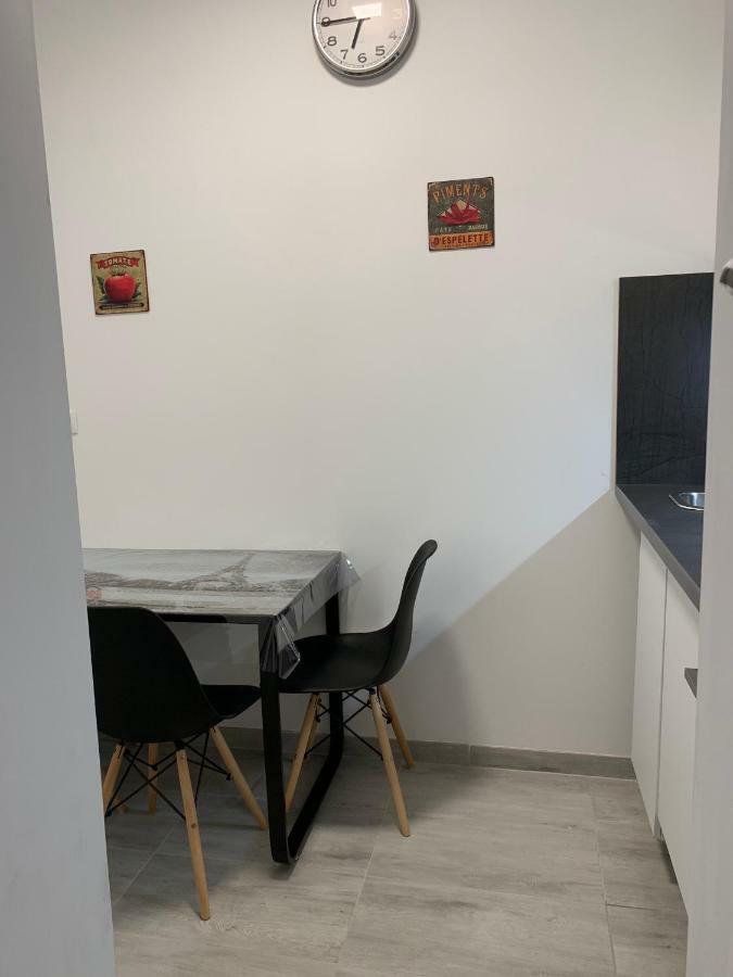 Origo Apartment Gyor Exterior photo